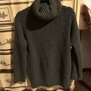 Jessica Simpson Cozy Green Turtleneck Chunky Sweater